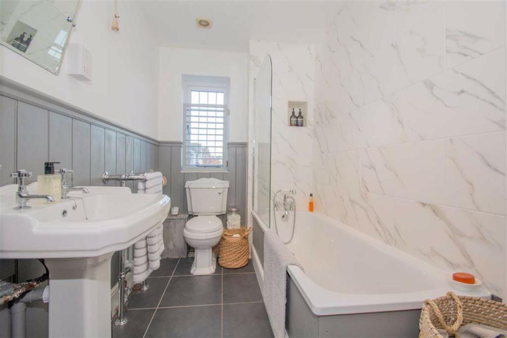 Bathroom installation Bristol